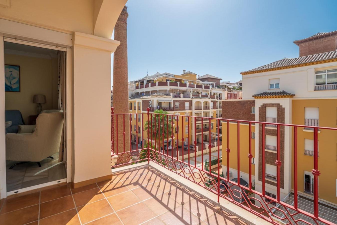 Apartamento Azucarera Torre Del Mar Bagian luar foto